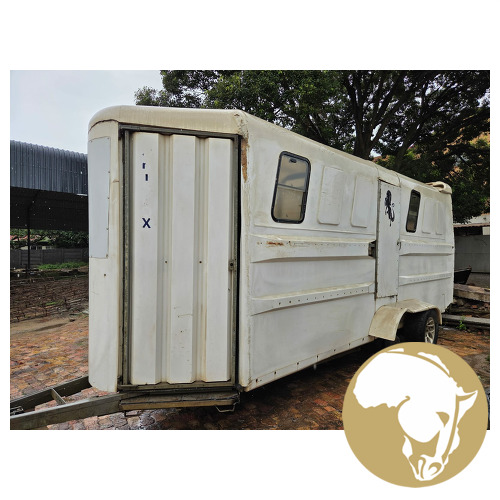 4 Berth Horsebox for sale
