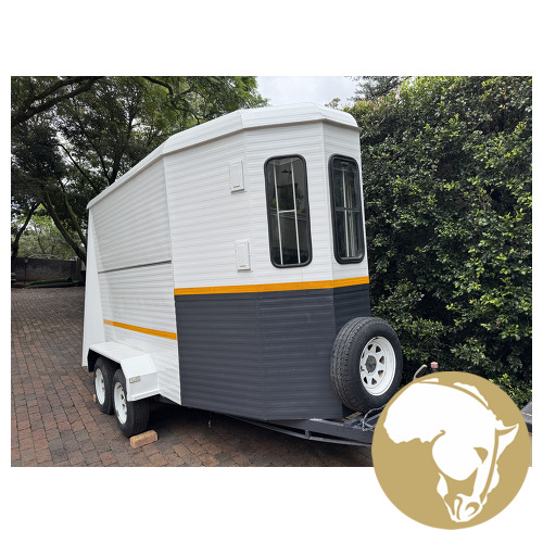2011 Challenger 2-Berth Horse Box